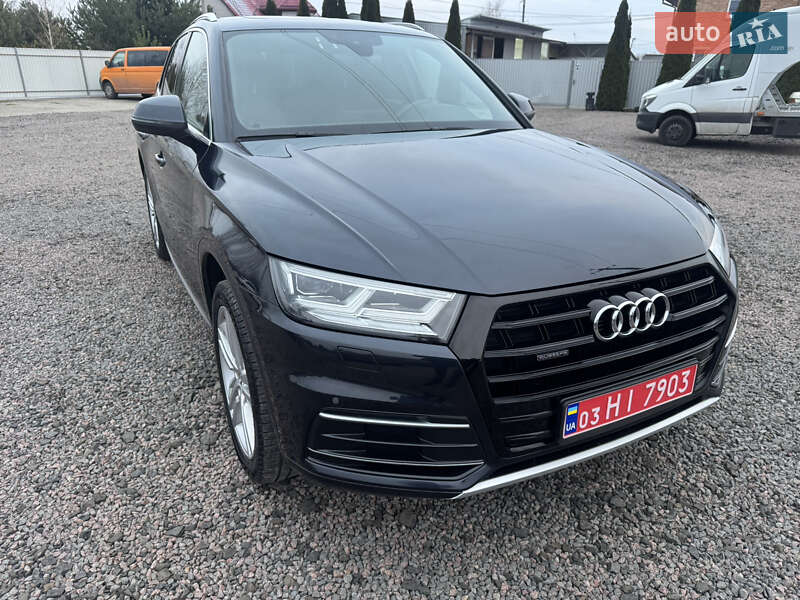 Позашляховик / Кросовер Audi Q5 2018 в Луцьку