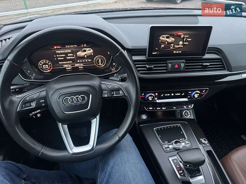 Позашляховик / Кросовер Audi Q5 2018 в Луцьку