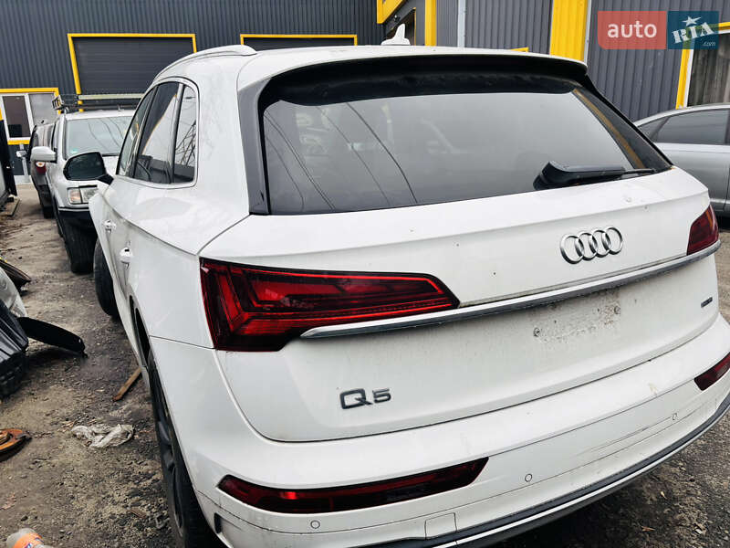 Внедорожник / Кроссовер Audi Q5 2020 в Вышгороде