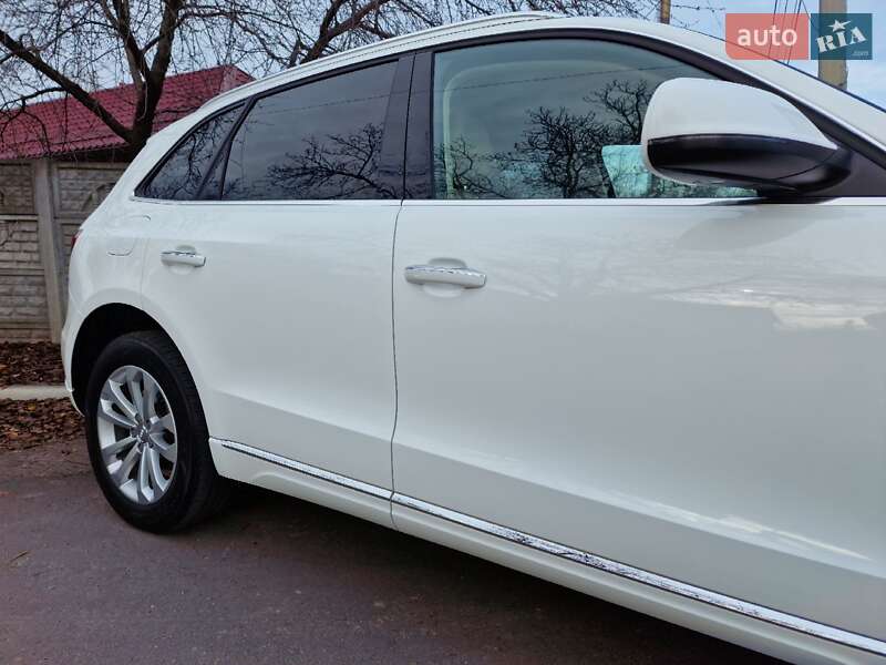 Позашляховик / Кросовер Audi Q5 2015 в Ізмаїлі