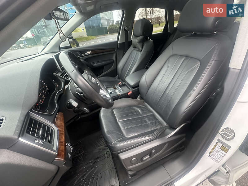 Внедорожник / Кроссовер Audi Q5 2018 в Киеве фото 26 Внедорожник / Кроссовер Audi Q5 2018 в Киеве