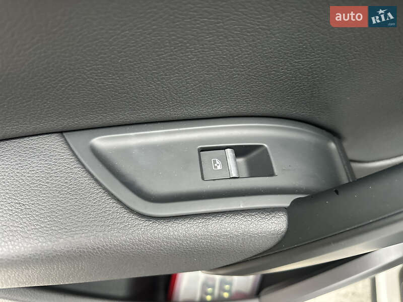 Внедорожник / Кроссовер Audi Q5 2018 в Киеве фото 28 Внедорожник / Кроссовер Audi Q5 2018 в Киеве