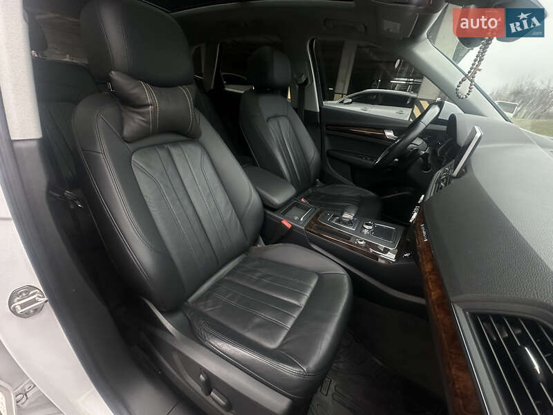 Внедорожник / Кроссовер Audi Q5 2018 в Киеве фото 45 Внедорожник / Кроссовер Audi Q5 2018 в Киеве