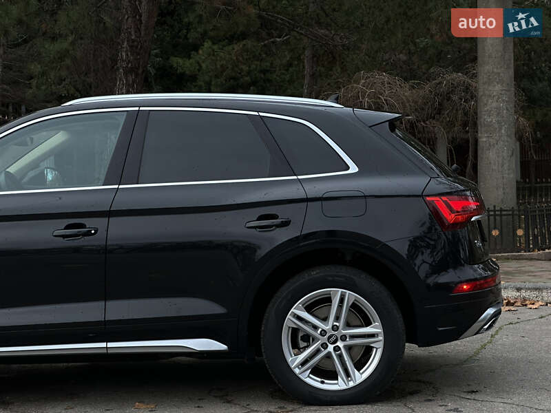 Внедорожник / Кроссовер Audi Q5 2023 в Николаеве