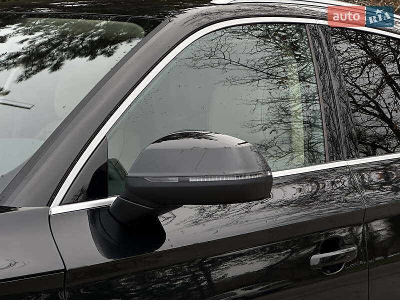 Внедорожник / Кроссовер Audi Q5 2023 в Николаеве