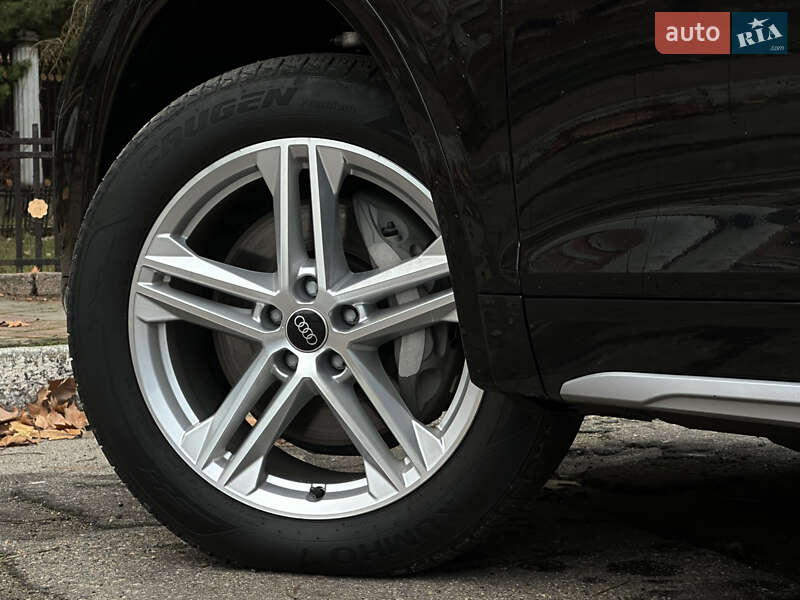 Внедорожник / Кроссовер Audi Q5 2023 в Николаеве