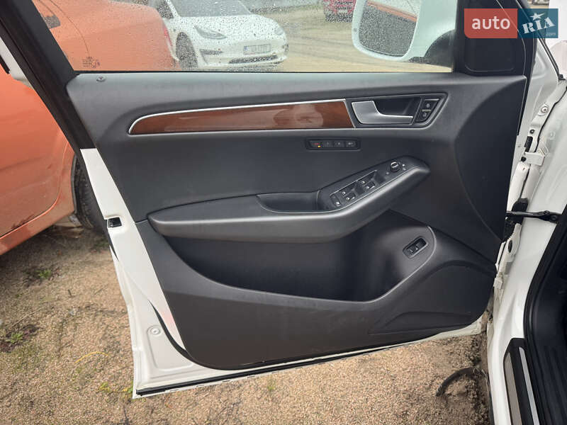 Позашляховик / Кросовер Audi Q5 2011 в Кропивницькому