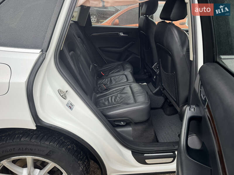 Позашляховик / Кросовер Audi Q5 2011 в Кропивницькому