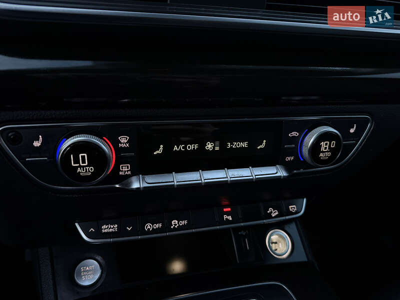 Позашляховик / Кросовер Audi Q5 2018 в Стрию