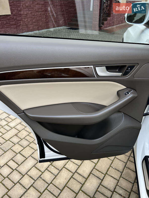 Внедорожник / Кроссовер Audi Q5 2015 в Львове