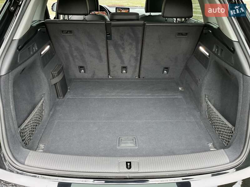 Внедорожник / Кроссовер Audi Q5 2018 в Ахтырке