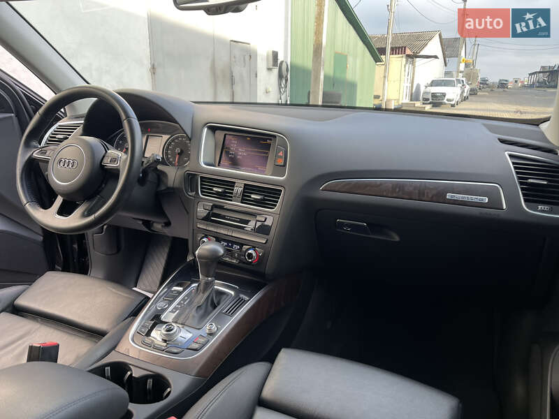 Внедорожник / Кроссовер Audi Q5 2014 в Луцке
