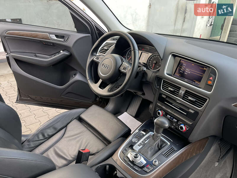 Внедорожник / Кроссовер Audi Q5 2014 в Луцке