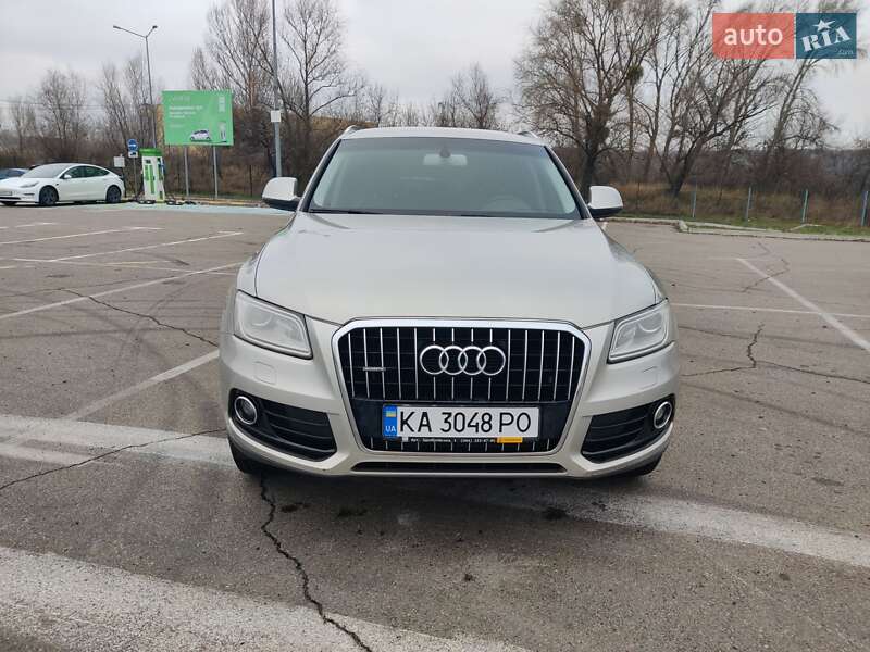 Внедорожник / Кроссовер Audi Q5 2012 в Киеве