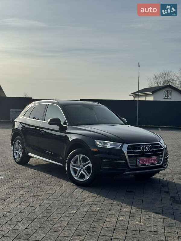 Внедорожник / Кроссовер Audi Q5 2019 в Львове