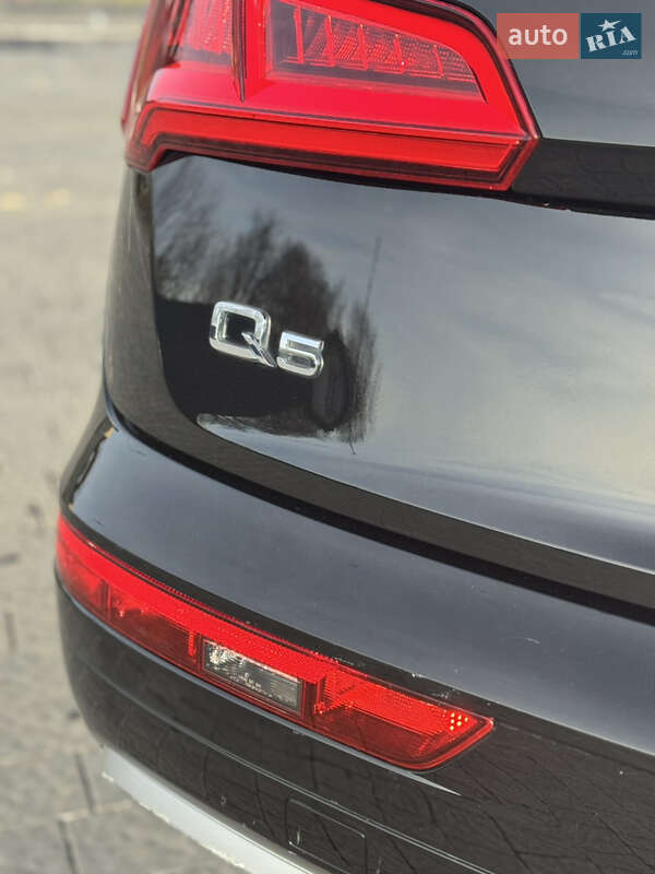 Внедорожник / Кроссовер Audi Q5 2019 в Львове