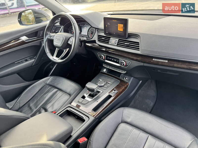 Внедорожник / Кроссовер Audi Q5 2019 в Львове
