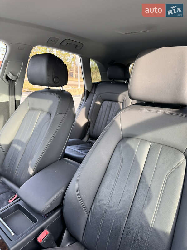 Внедорожник / Кроссовер Audi Q5 2019 в Львове