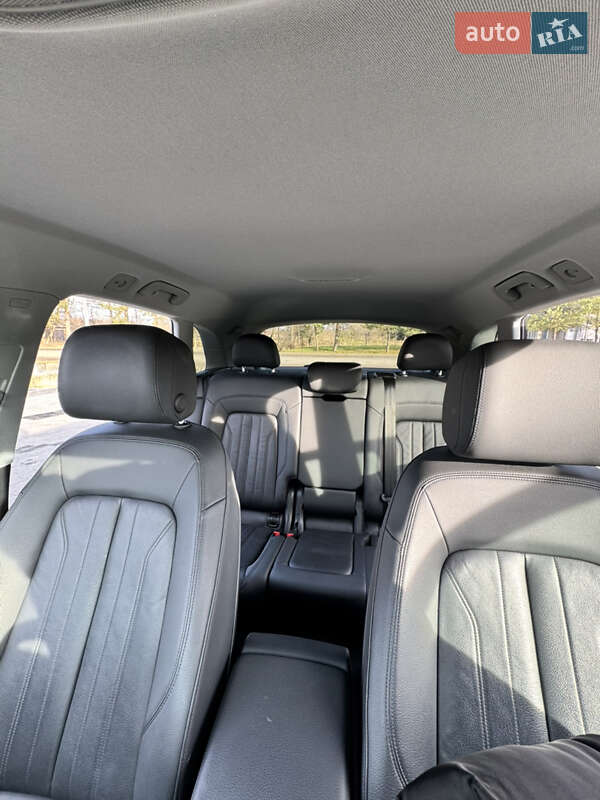 Внедорожник / Кроссовер Audi Q5 2019 в Львове