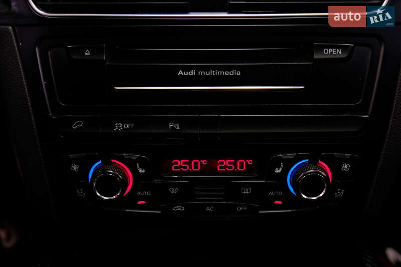 Позашляховик / Кросовер Audi Q5 2012 в Одесі