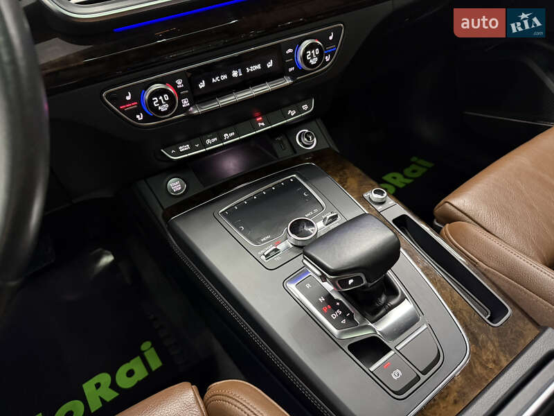 Внедорожник / Кроссовер Audi Q5 2018 в Одессе фото 13 Внедорожник / Кроссовер Audi Q5 2018 в Одессе