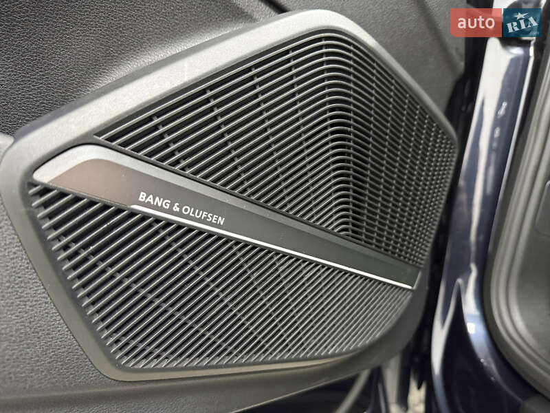 Внедорожник / Кроссовер Audi Q5 2018 в Одессе фото 23 Внедорожник / Кроссовер Audi Q5 2018 в Одессе