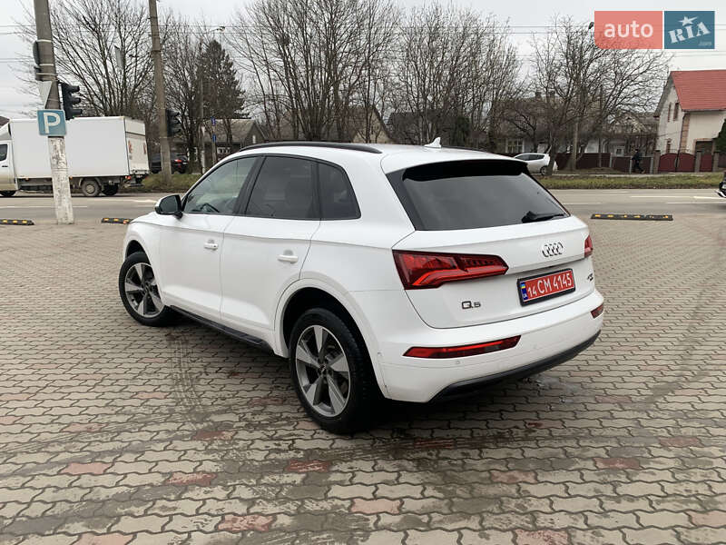 Внедорожник / Кроссовер Audi Q5 2019 в Черновцах