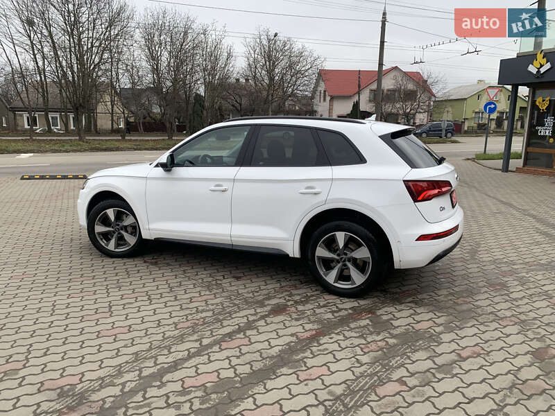 Внедорожник / Кроссовер Audi Q5 2019 в Черновцах