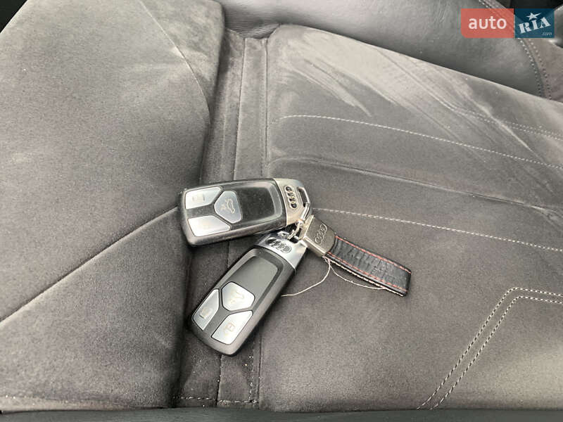 Внедорожник / Кроссовер Audi Q5 2019 в Черновцах