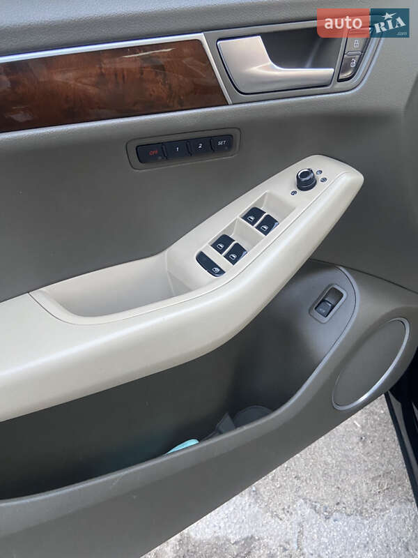 Внедорожник / Кроссовер Audi Q5 2011 в Белой Церкви