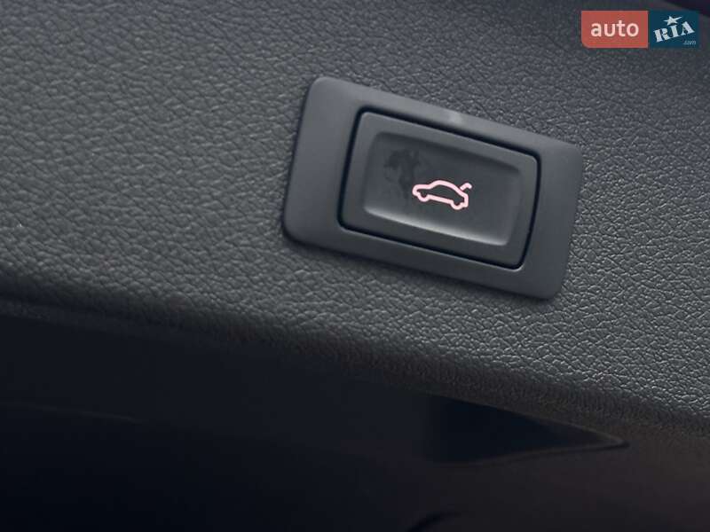 Внедорожник / Кроссовер Audi Q5 2015 в Львове