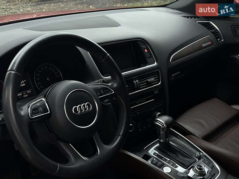 Внедорожник / Кроссовер Audi Q5 2015 в Львове