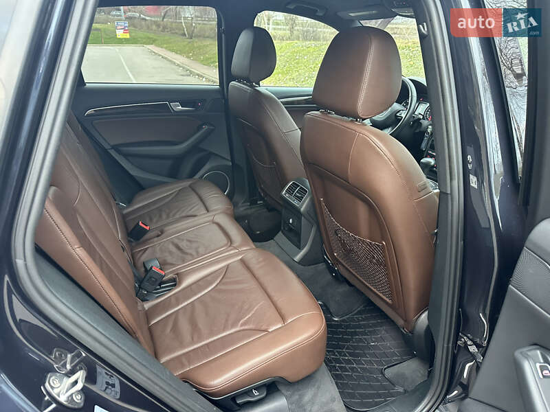 Внедорожник / Кроссовер Audi Q5 2016 в Киеве