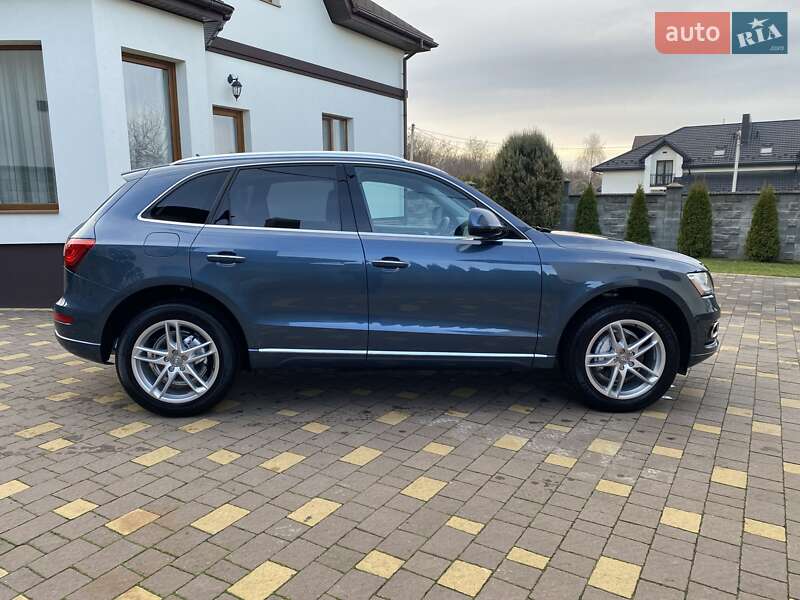 Внедорожник / Кроссовер Audi Q5 2015 в Ровно