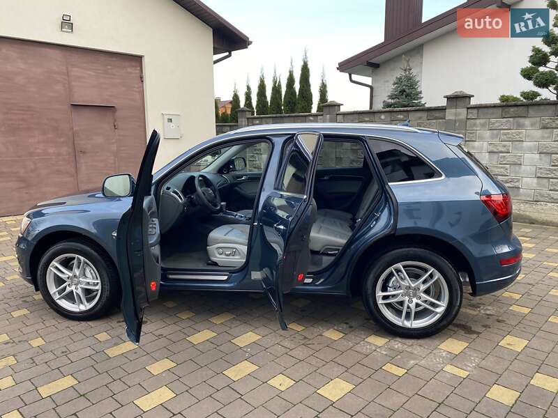 Внедорожник / Кроссовер Audi Q5 2015 в Ровно