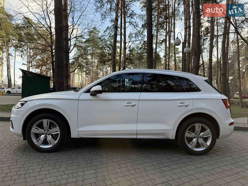 Внедорожник / Кроссовер Audi Q5 2018 в Броварах фото 5 Внедорожник / Кроссовер Audi Q5 2018 в Броварах