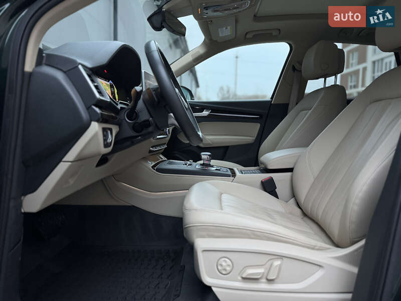 Позашляховик / Кросовер Audi Q5 2019 в Тернополі фото 77 Позашляховик / Кросовер Audi Q5 2019 в Тернополі