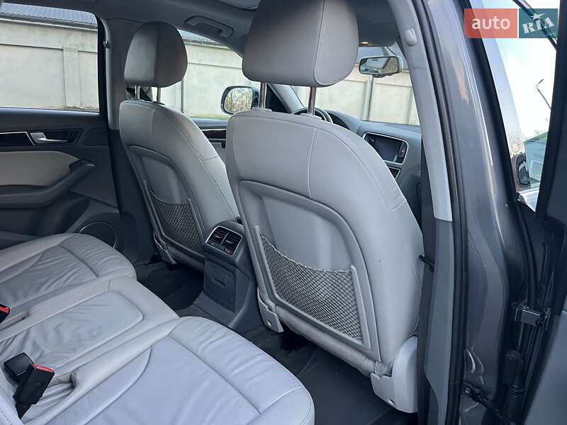 Внедорожник / Кроссовер Audi Q5 2015 в Дубно