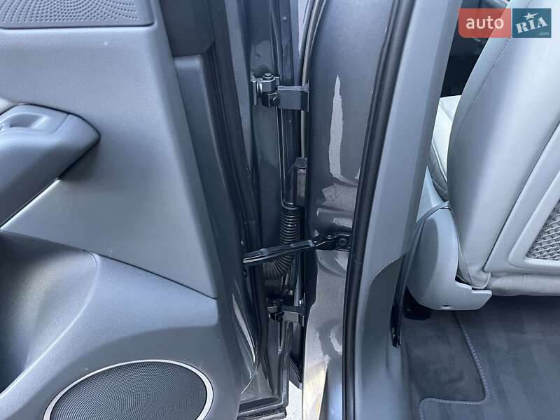 Внедорожник / Кроссовер Audi Q5 2015 в Дубно