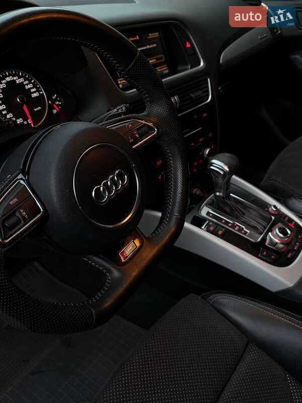 Внедорожник / Кроссовер Audi Q5 2012 в Одессе