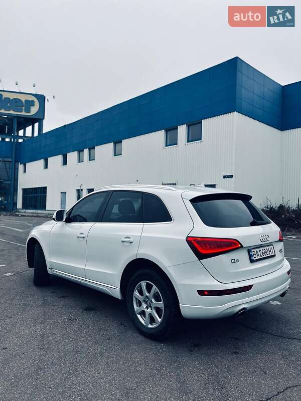Внедорожник / Кроссовер Audi Q5 2012 в Николаеве