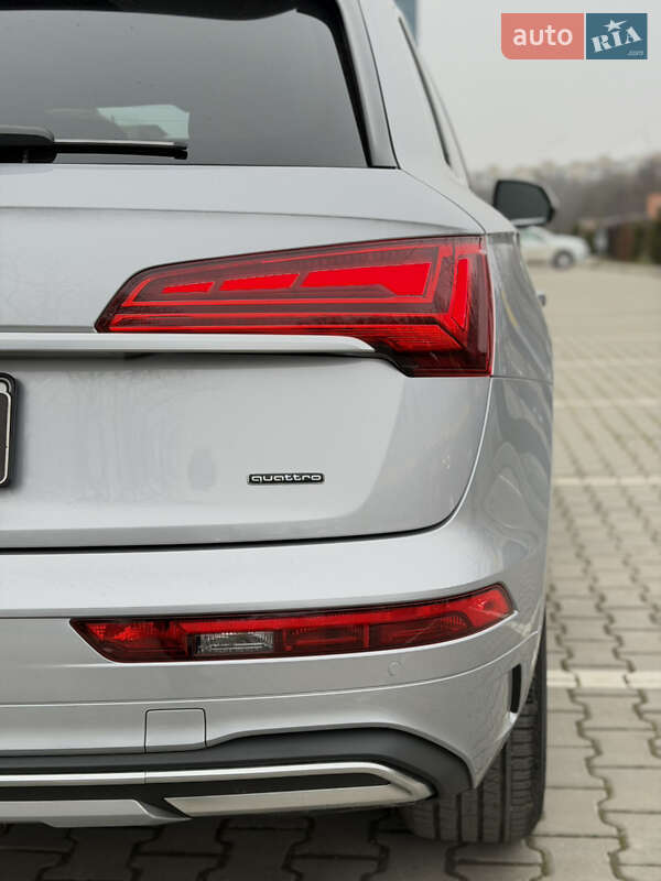 Внедорожник / Кроссовер Audi Q5 2022 в Тернополе