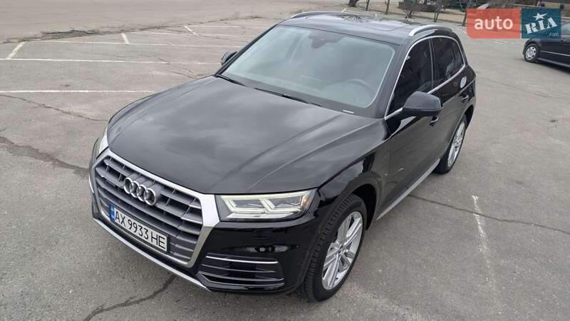 Внедорожник / Кроссовер Audi Q5 2018 в Ахтырке
