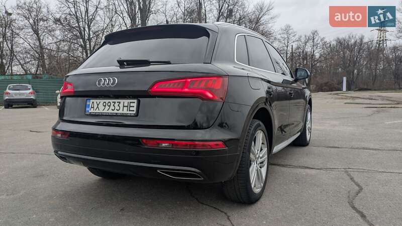 Внедорожник / Кроссовер Audi Q5 2018 в Ахтырке