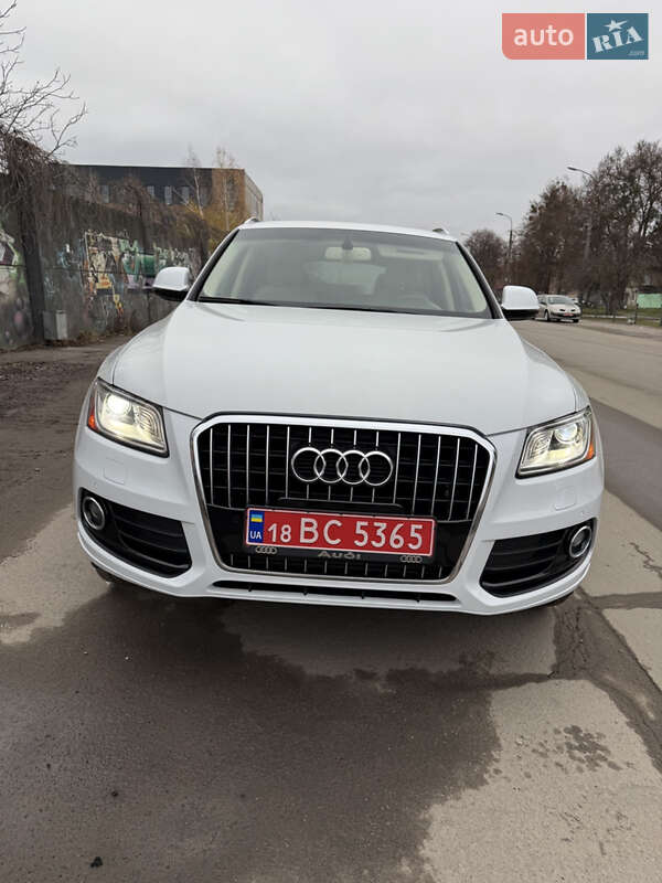 Внедорожник / Кроссовер Audi Q5 2015 в Ровно