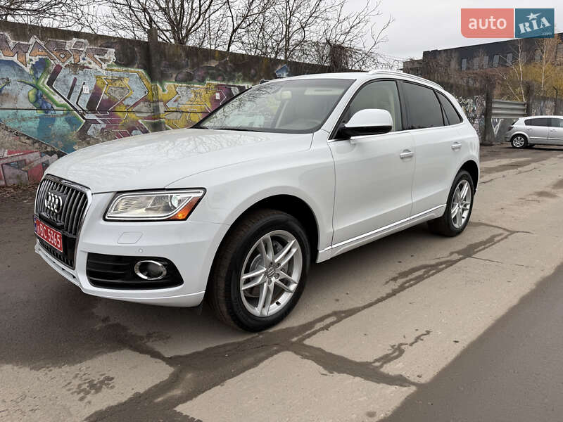 Внедорожник / Кроссовер Audi Q5 2015 в Ровно