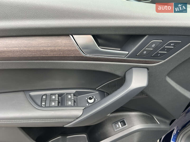 Внедорожник / Кроссовер Audi Q5 2022 в Киеве фото 10 Внедорожник / Кроссовер Audi Q5 2022 в Киеве