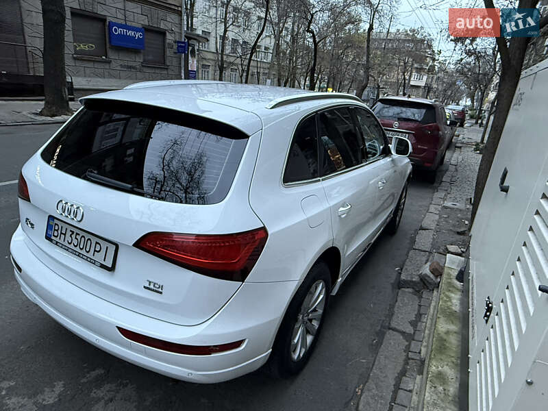 Внедорожник / Кроссовер Audi Q5 2015 в Одессе