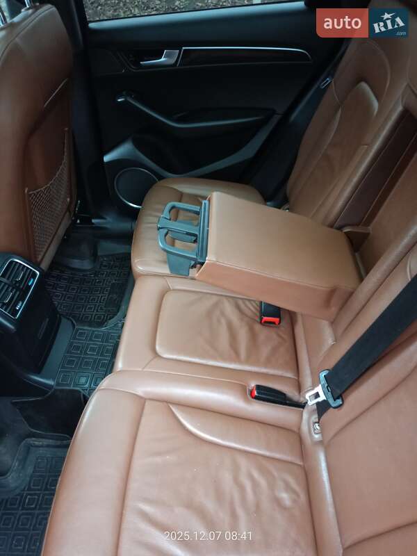 Внедорожник / Кроссовер Audi Q5 2011 в Кропивницком