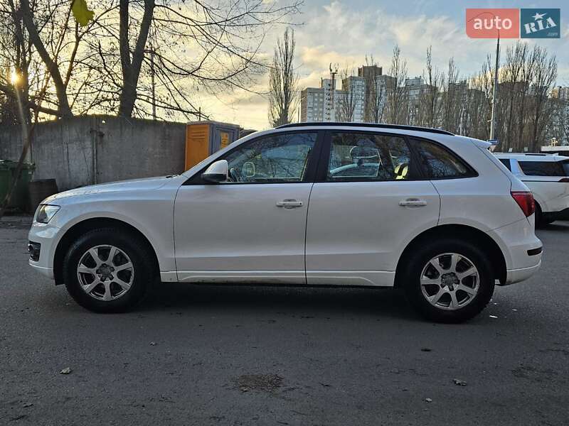 Внедорожник / Кроссовер Audi Q5 2010 в Киеве фото 11 Внедорожник / Кроссовер Audi Q5 2010 в Киеве